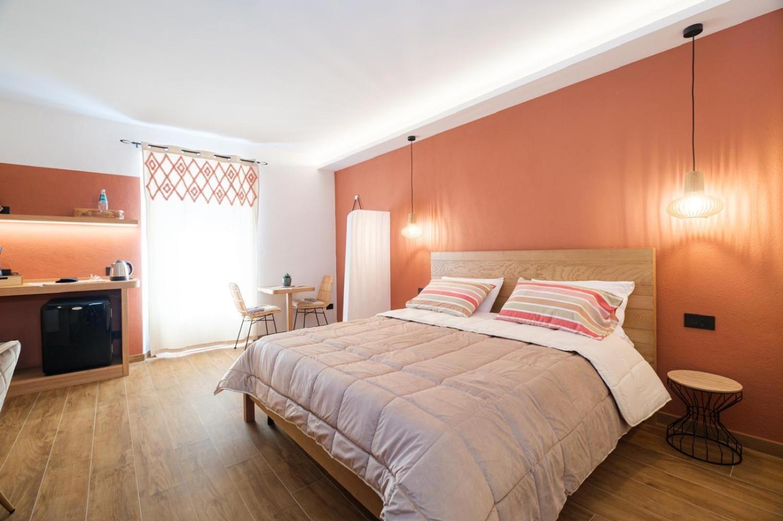 In Centro Da Carlotta Hotel Olbia Ngoại thất bức ảnh