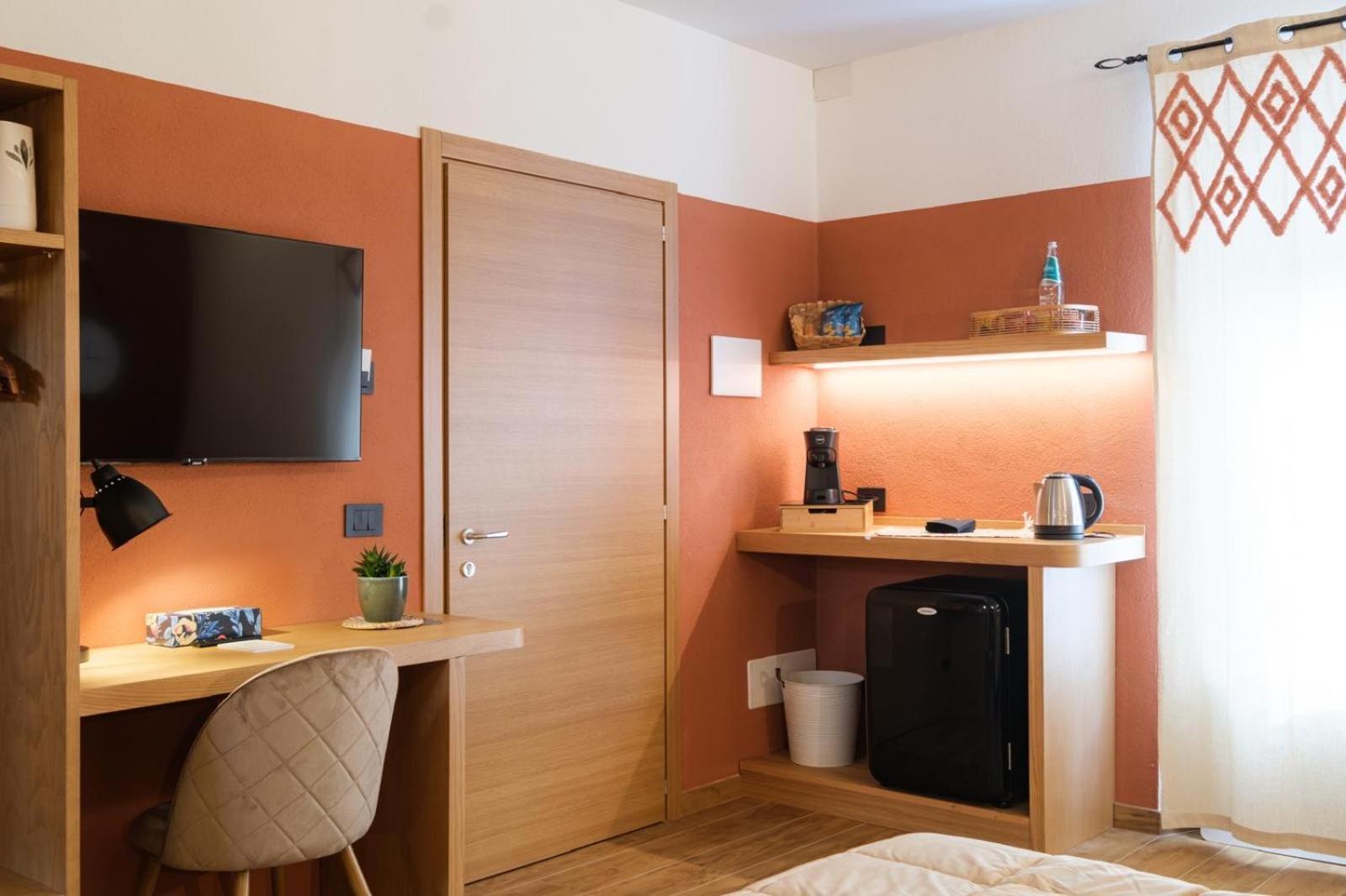 In Centro Da Carlotta Hotel Olbia Ngoại thất bức ảnh
