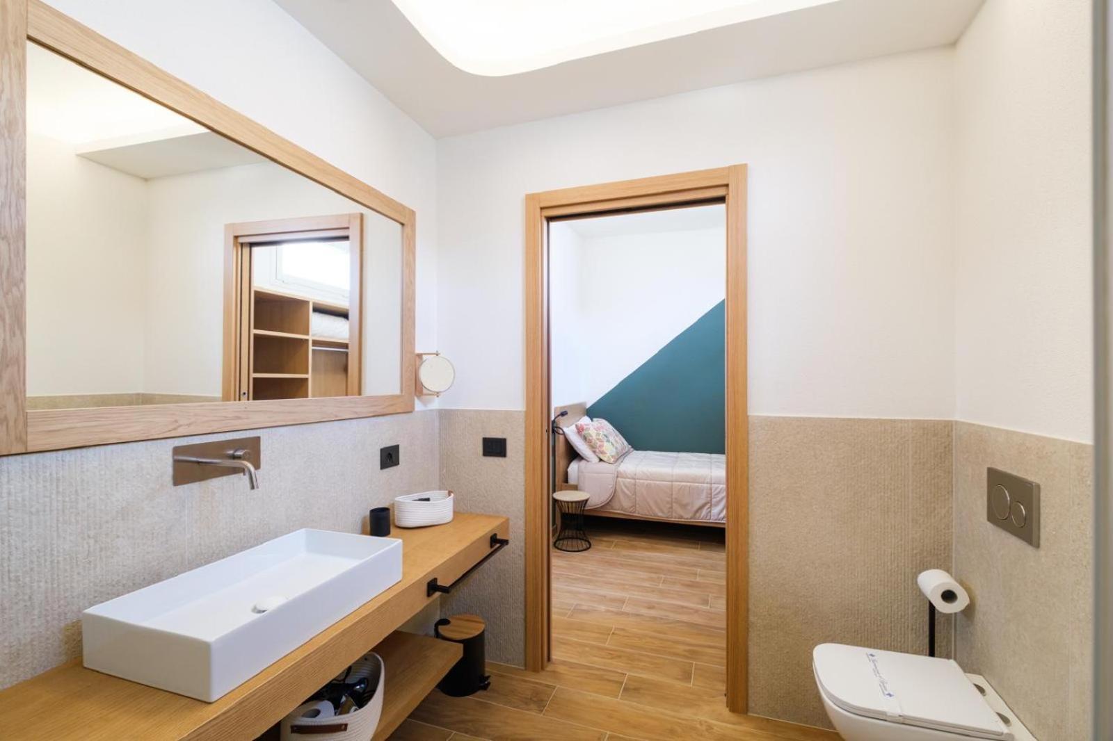 In Centro Da Carlotta Hotel Olbia Ngoại thất bức ảnh