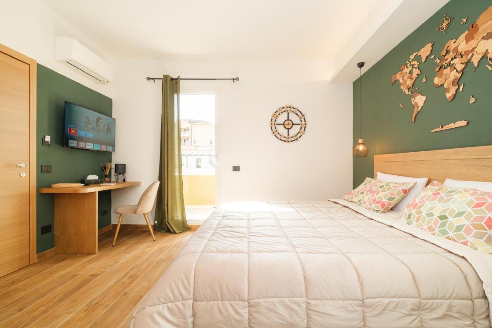 In Centro Da Carlotta Hotel Olbia Ngoại thất bức ảnh